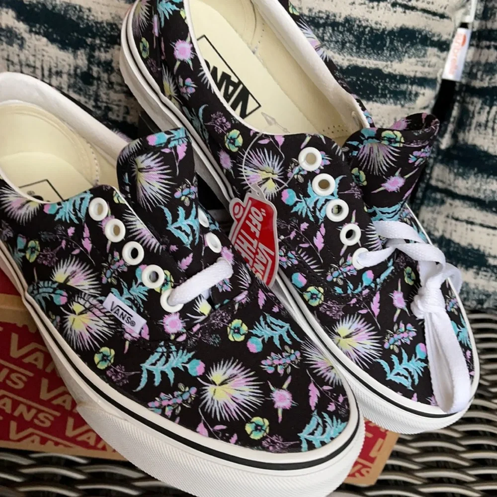Vans Era Paradise Floral Black/True White WMNS - Picture 7 of 16